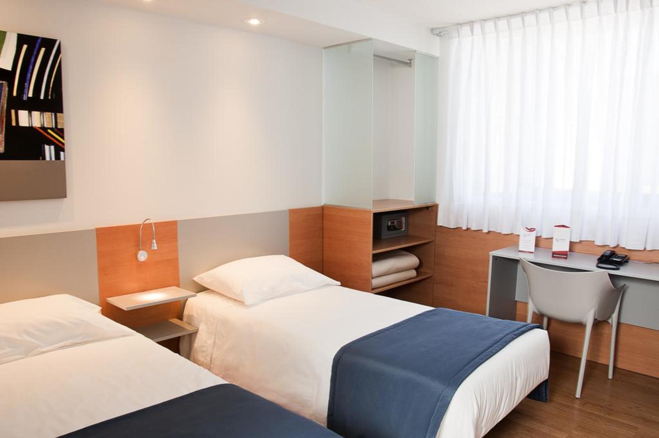 Hotel Orpheo Express Montevideo Bagian luar foto